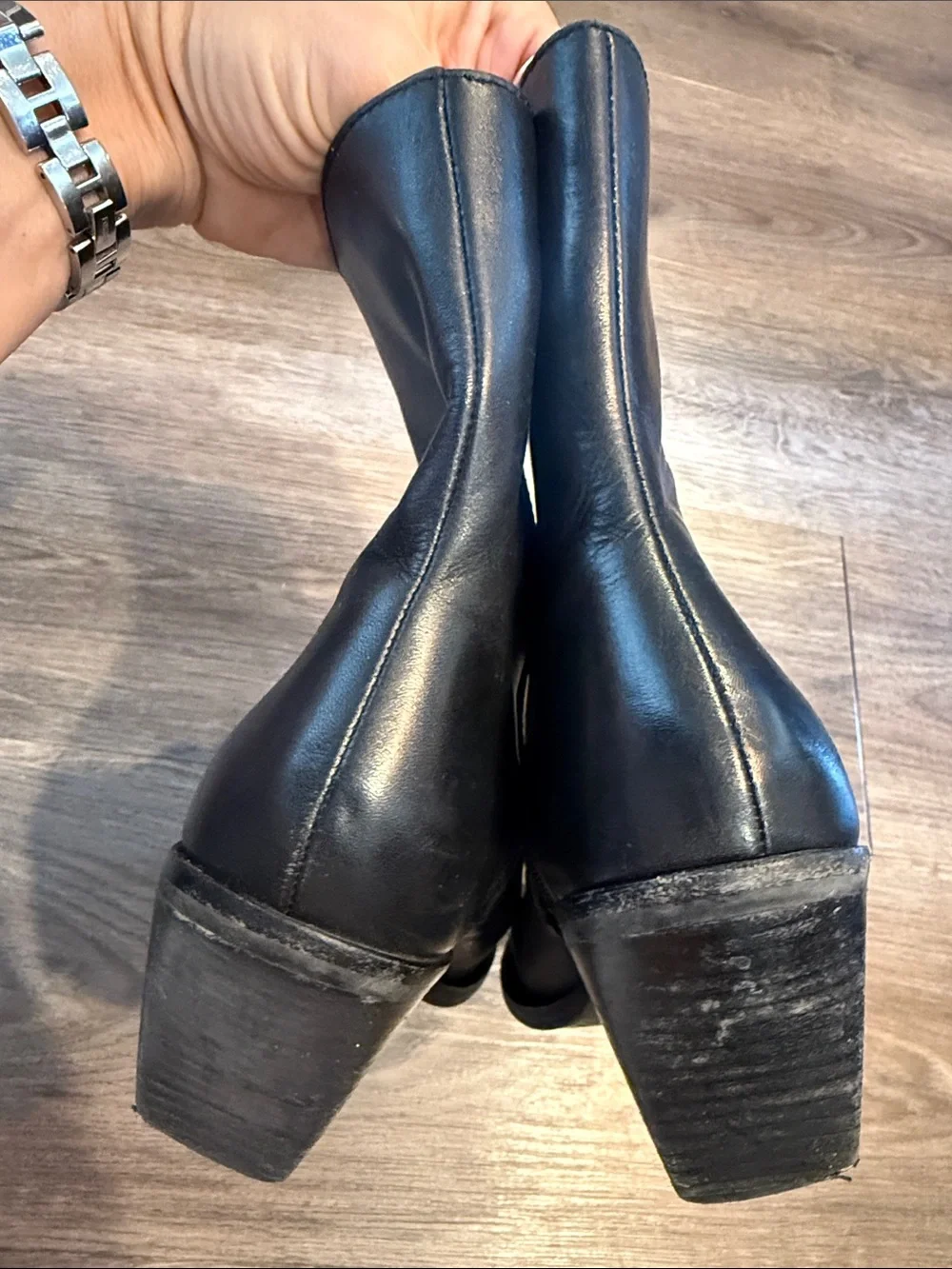 Dolce Vita Volli Black Leather Bootie Size 7